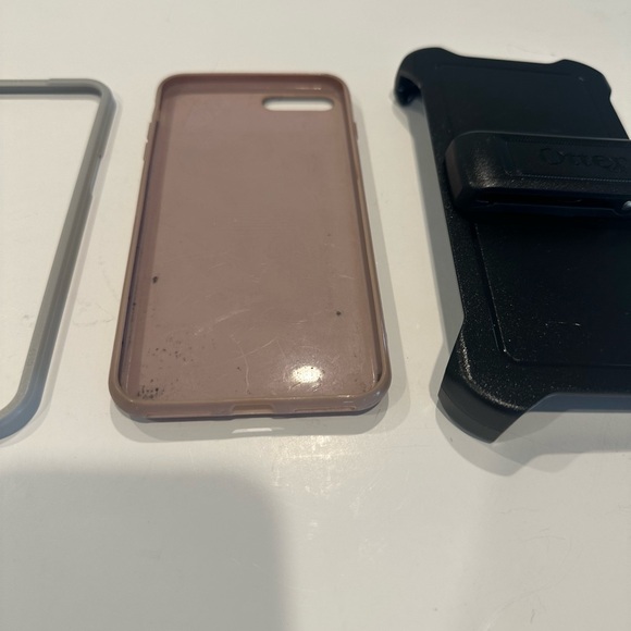 OtterBox iPhone Pro Max 12 Clip, Pink Phone Case & Frame. - Picture 7 of 8